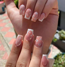 將圖片載入圖庫檢視器 PRE DESIGNED PRESS ON NAILS
