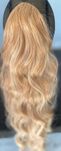 Load image into Gallery viewer, 24” BODY WAVE DRAWSTRING PONYTAIL EXTENSION
