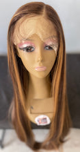 將圖片載入圖庫檢視器 32” 4/27 HIGHLIGHT LACE FRONT SYNTHETIC HUMAN HAIR BLEND WIG
